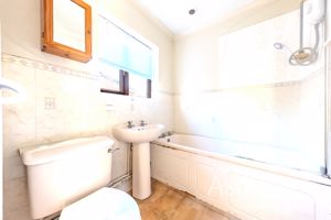 bathroom- click for photo gallery